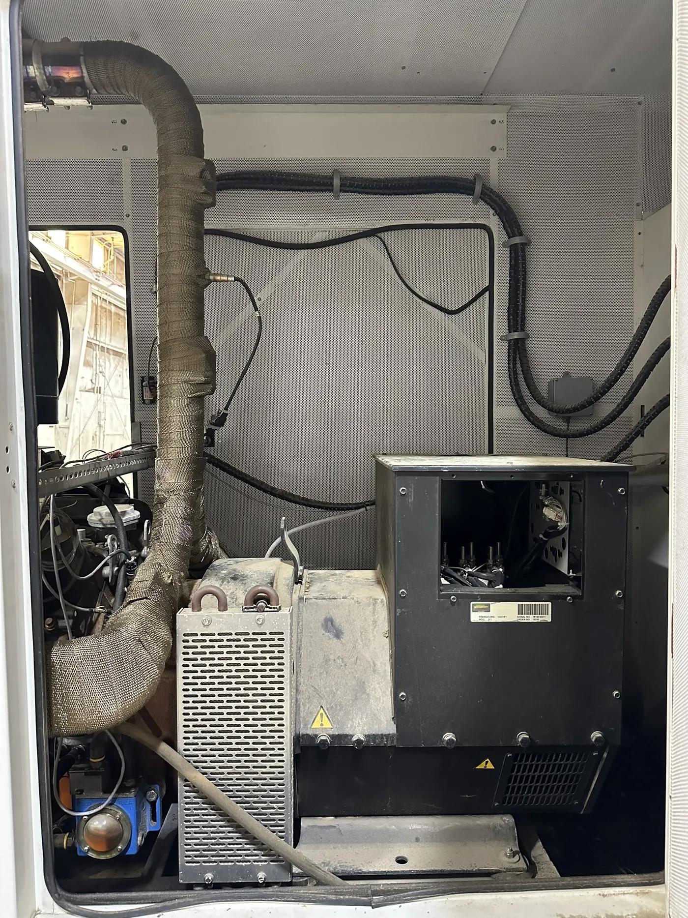 Stamford alternator and exhaust